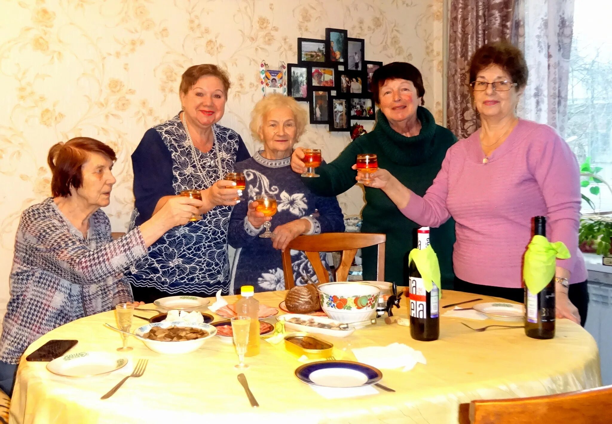У родителей было 7 детей загадка. У мамы гали есть три. Загадка. У мамы гали есть три. Анекдоты.
