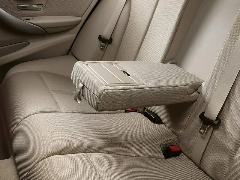 задний подлокотник octavia a5 lauren. Bmw f10 подлокотник задний. задний ряд сидений с подлокотником ваз 2107. тойота камри 2021 подлокотник задний. задний подлокотник заднего дивана.