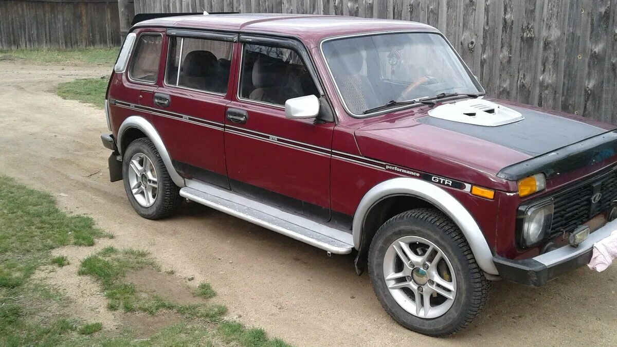 нива 21214 белая. 225/70 r16 на ниву. лада 4x4 2121 нива. ваз нива в улан удэ. ваз 21213 хаки.