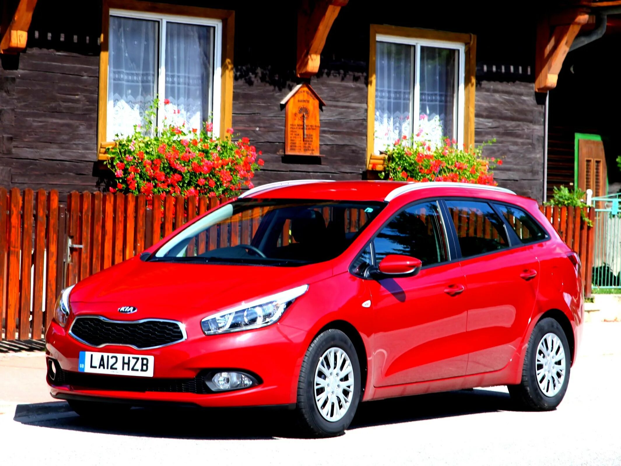 Сид купить спб. Kia Ceed. Kia Ceed SW 2012. Kia Ceed SW 2015. Киа СИД SW 2013.