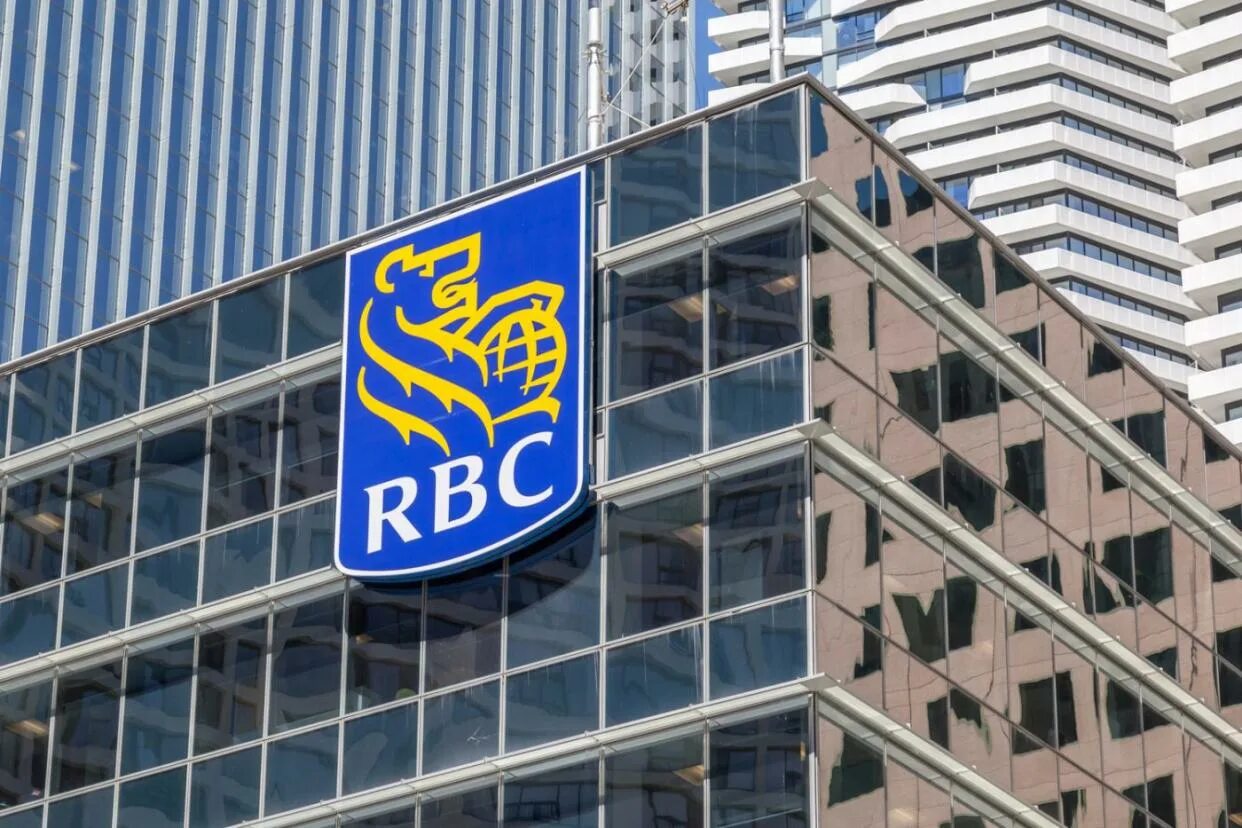 Rbc content. Королевский банк канады. rbc royal bank. rbc банк канады. бренд royal bank of.