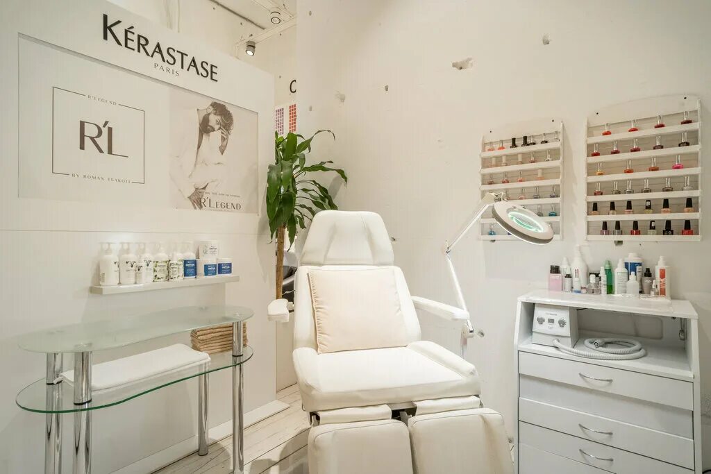 Бутик спб. Legend beauty смоленская. Mier lege зеленоград салон красоты. Бизнес центр «смоленский сквер». Legend beauty смоленская.