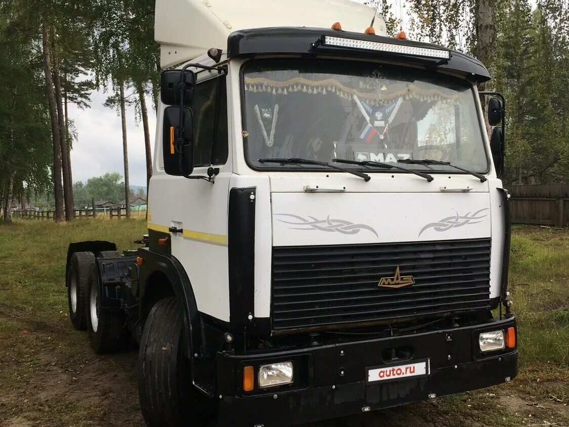 высокая крыша на автомобиль маз 642290-2120. маз 5340 а5 новый. маз 4370 зубренок. маз 64229 седельный тягач. бампер маз 4371 корнет.