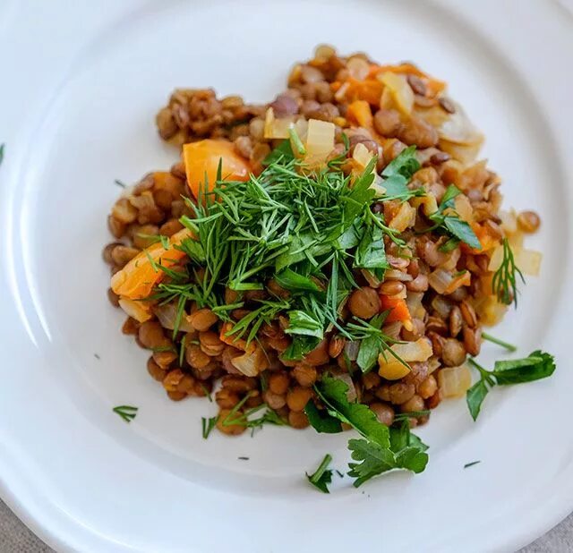 Как приготовить вкусно чечевицу на гарнир зеленую. Чечевица лобио. чечевичное ризотто. ризотто из чечевицы. чечевица гарнир.