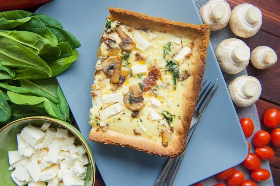 Вегетарианские блюда. Вкусная вегетарианская еда. Веганские салаты. Вегетарианский обед. Вегетарианские рецепты на каждый.