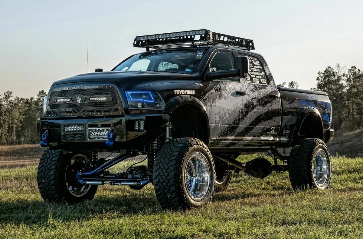 Dodge Ram 2500 Double Wheels. Dodge Ram 2500 Custom. Додж Рэм для бездорожья. Dodge Ram 2013 Tuning.