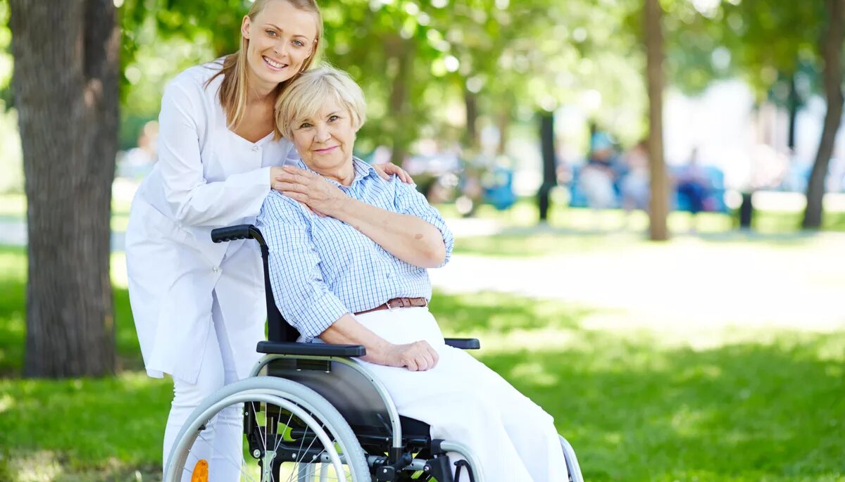 Уход за нетрудоспособным. Пожилые и инвалиды. Нетрудоспособные родители. Уход за нетрудоспособным. Пенсионер инвалид.