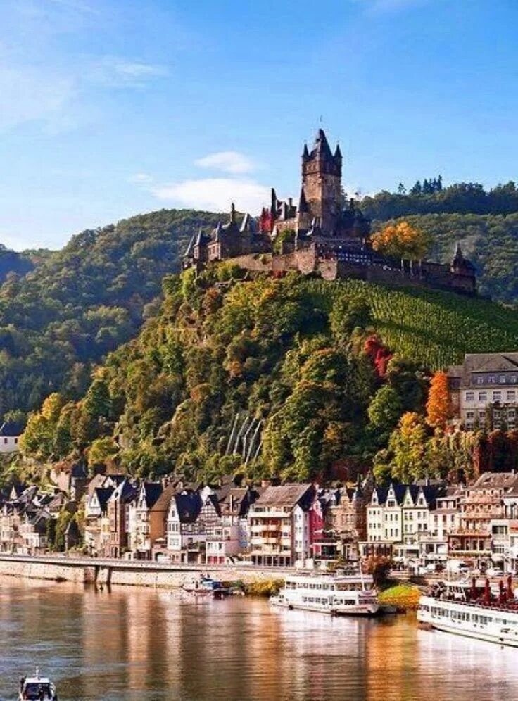 Алмания. Город Кохем. Cochem Германия. Миранда Кохем. Замок Кохем.