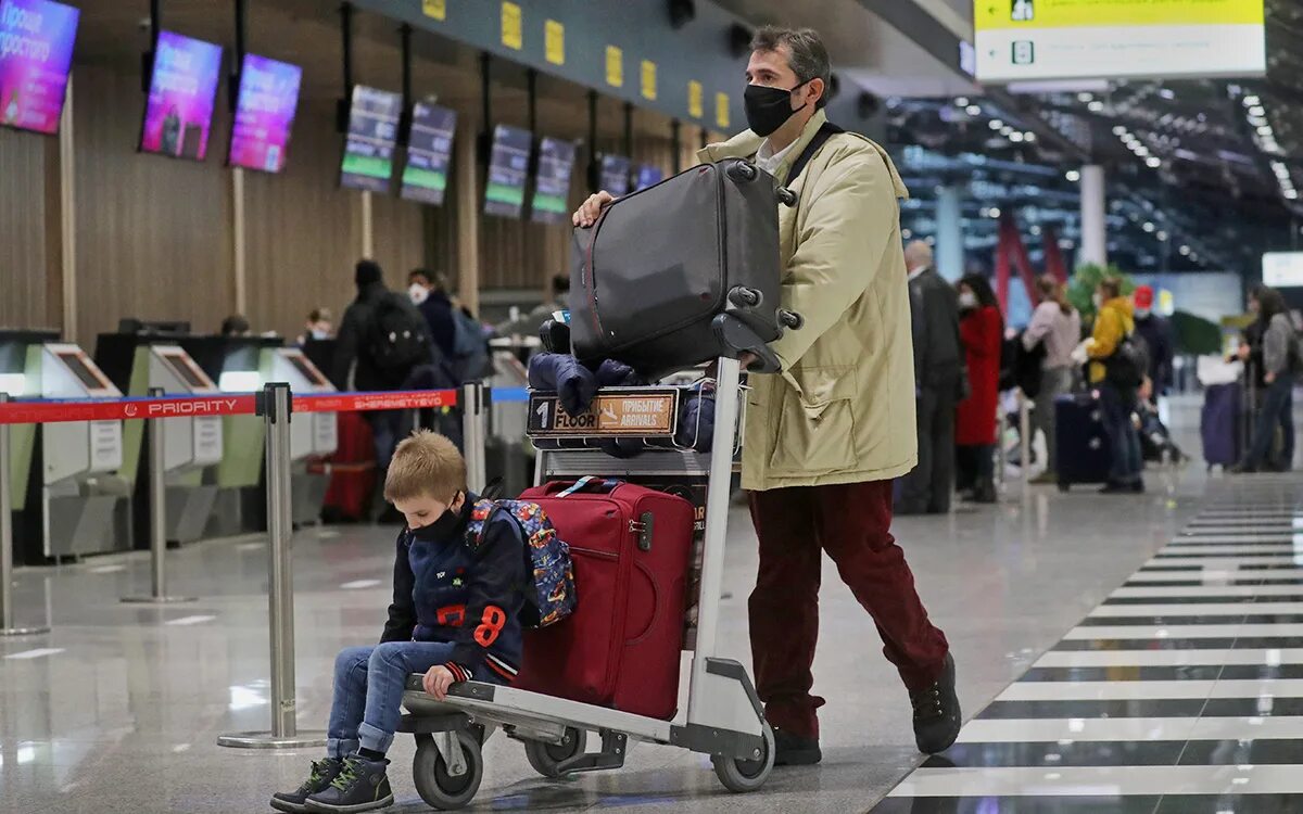 Порядок выезда детей. Вывозные рейсы. Выезд за границу. Россияне вывезены из-за рубежа. Порядок выезда заграницу детей.