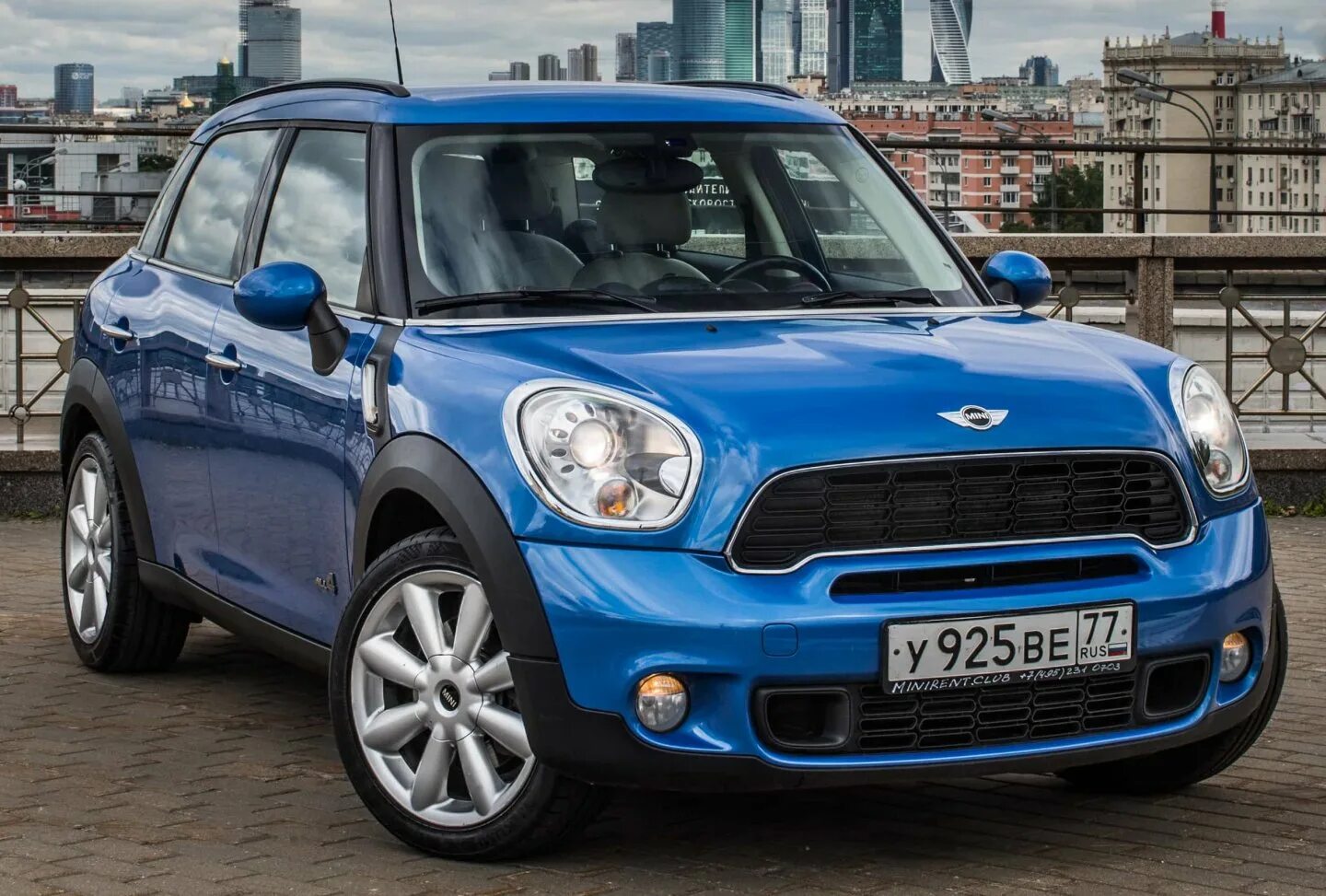 Mini cooper s countryman. Купер Кантримен. Машина мини Купер Кантримен. Мини Купер Кантримен s. Mini Cooper Countryman новый.