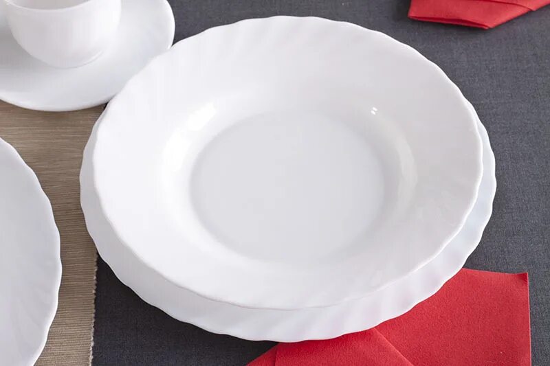 тарелка суповая трианон 22см. салатник трианон, 16 см. салатник трианон 24см luminarc. трианон каталог. трианон каталог.