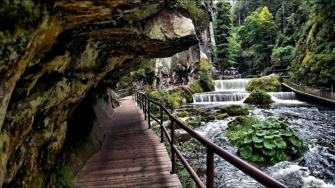 Das schweiz. Саксонская Швейцария. Заповедник Саксонская Швейцария. Чешско Саксонская Швейцария Schona. Национальный парк в Саксонии.