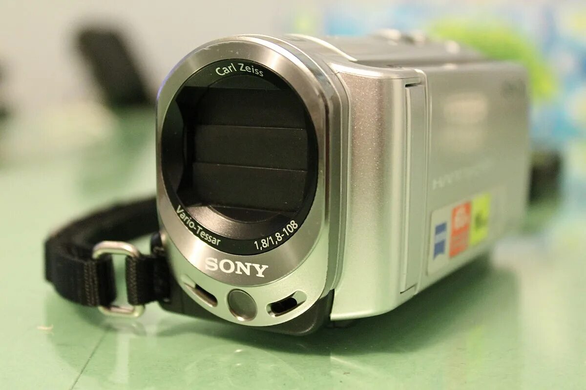 Sony DCR-sx63. Видеокамера Sony hi8. Линейка Sony Handycam. Видеокамера Sony DCR-dvd305e.