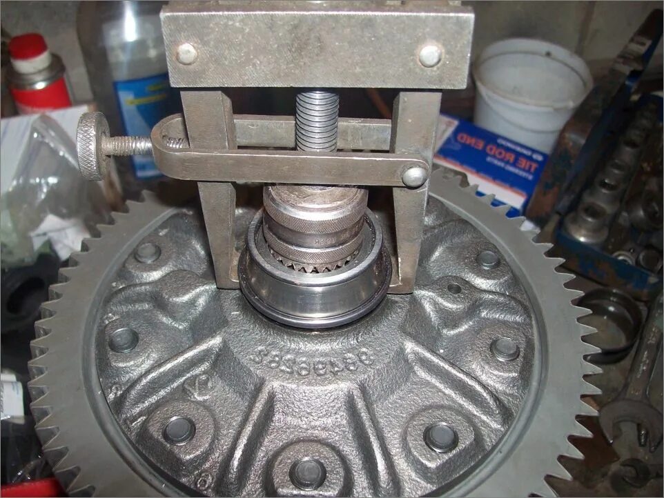 Дифференциал раздаточная коробка нива 2121. Стопорное кольцо раздатки 21213. Подшипник дифференциала кпп ваз 2110. Подшипник дифференциала лачетти 1. 5.