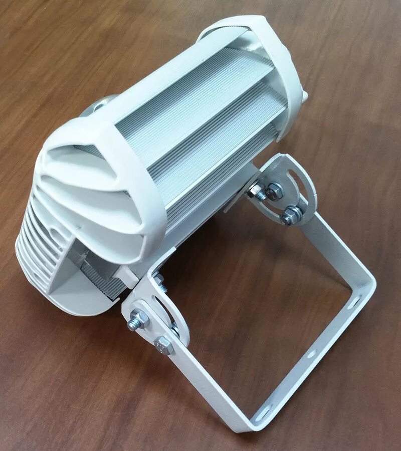 Led светильник senat atlant optiс 72вт. светильники взрывозащищенные svt-str-u-l-35-ex. промышленный светильник 50 вт. 5565. светильник светодиодный пзс street 100 д.