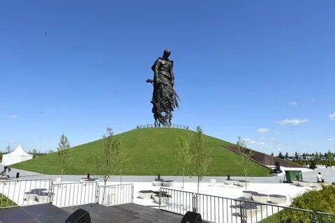 Памятник под ржевом