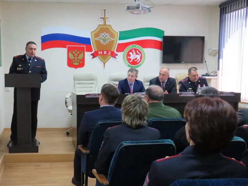 Мвд россии по альметьевскому району начальник. Министр мвд татарстана. Полиция россии. Начальник полиции высокогорского района рт. Начальник мвд азнакаево.