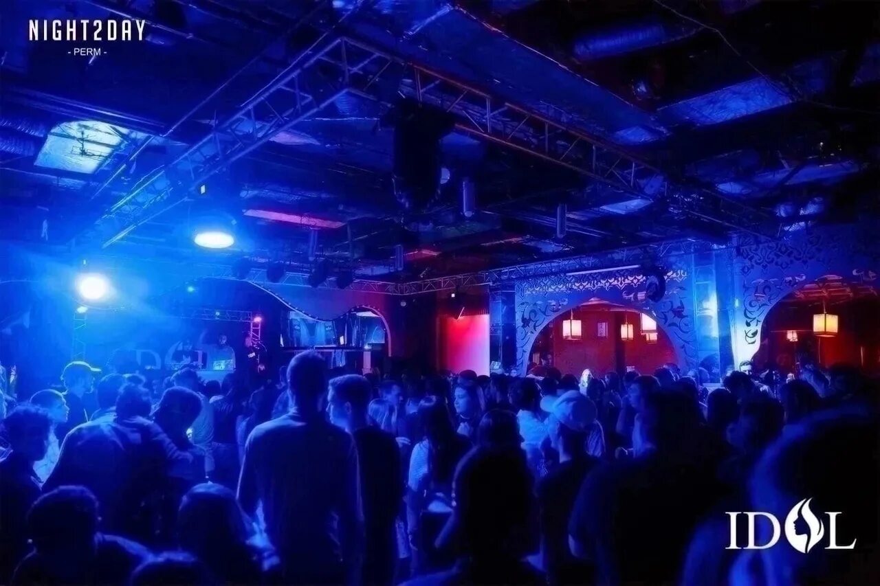 Бар идол пермь. Idol club. Идол ижевск. Клуб идол казань. Бар идол самара.