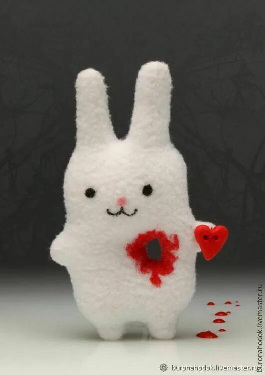 Ай гона тейк май хорс. Break my heart текст. Игрушка заяц с вырванным сердцем тэйк май харт. Игрушки из кб. Тейк май харт.