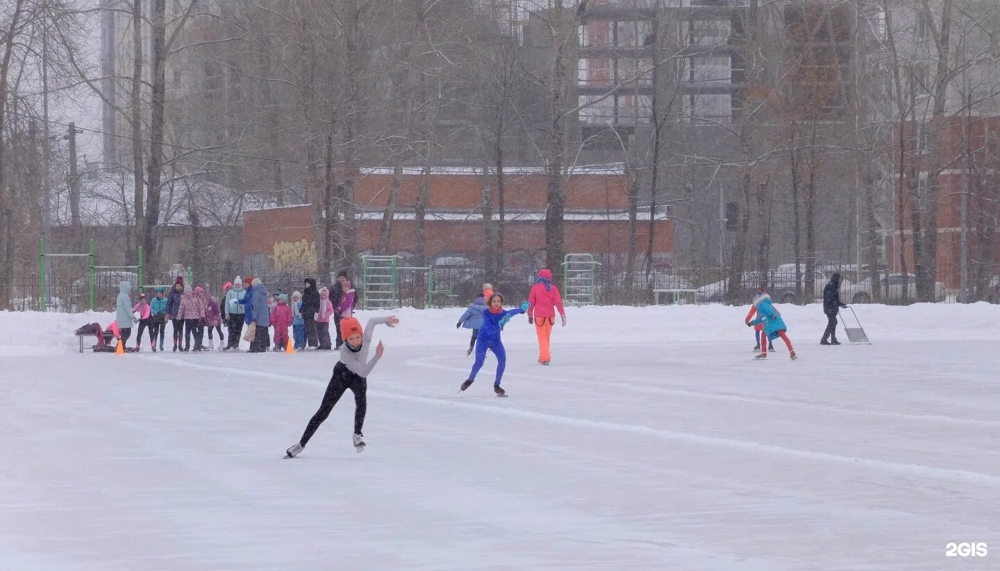 Спортивная школа 19 Екатеринбург. ДЮСШ 19 Екатеринбург конькобежный спорт. Спорт школа 19 стадион ЕКБ. СШ 19 Екатеринбург детский стадион. Сош 19 екатеринбург