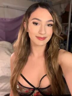 Petite ts stretched to the max - andylynn payne