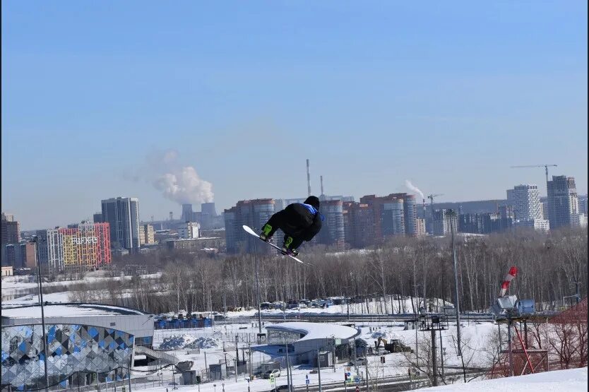 Эйр новосибирск. Парк Горский Новосибирск. Горская Новосибирск сноуборд. Сноубордический парк. Сноуборд парк.