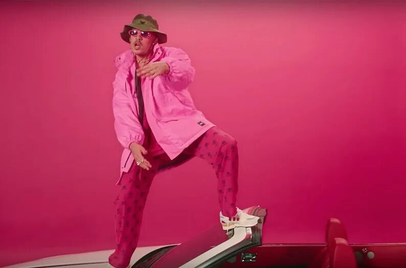 Bubble shooter bunny. Bad bunny adidas benito. The bunny игра. Bad bunny певец. Yo bunny pop like this.