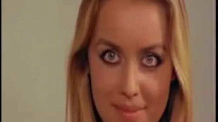 Глория гвида лицеистка. Лицеистка фильм 1975 актёры. Смотреть фильм лицеистка. Глория гвида лицеистка. Лицеистка 1975.