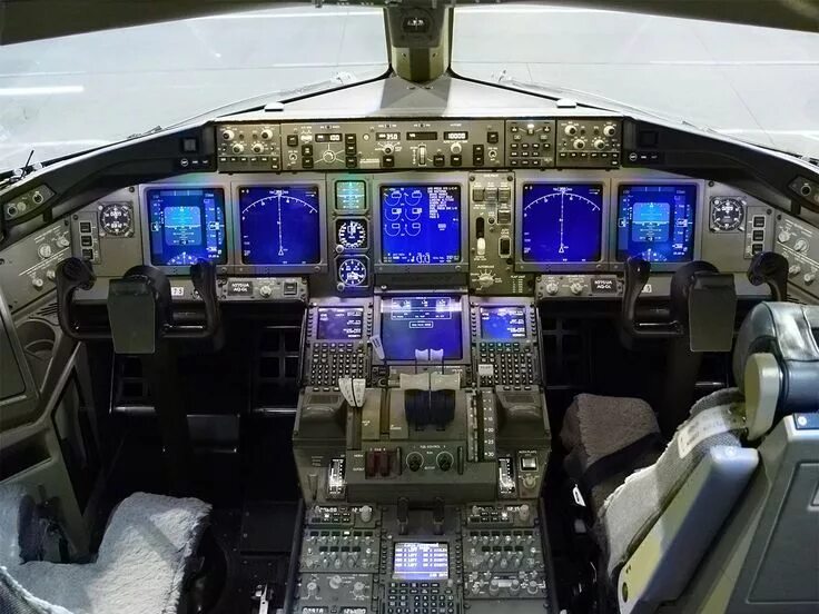 Let's take another look at our city from ! height The Boeing commander Vladimir 