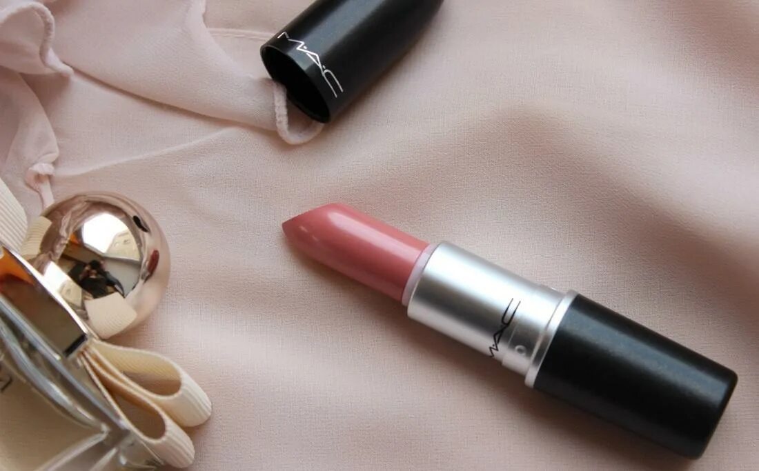Помада charme. Sultry move mac помада. Blossom помада. Помада mac 216 peach blossom. Peach blossom mac помада отзывы.