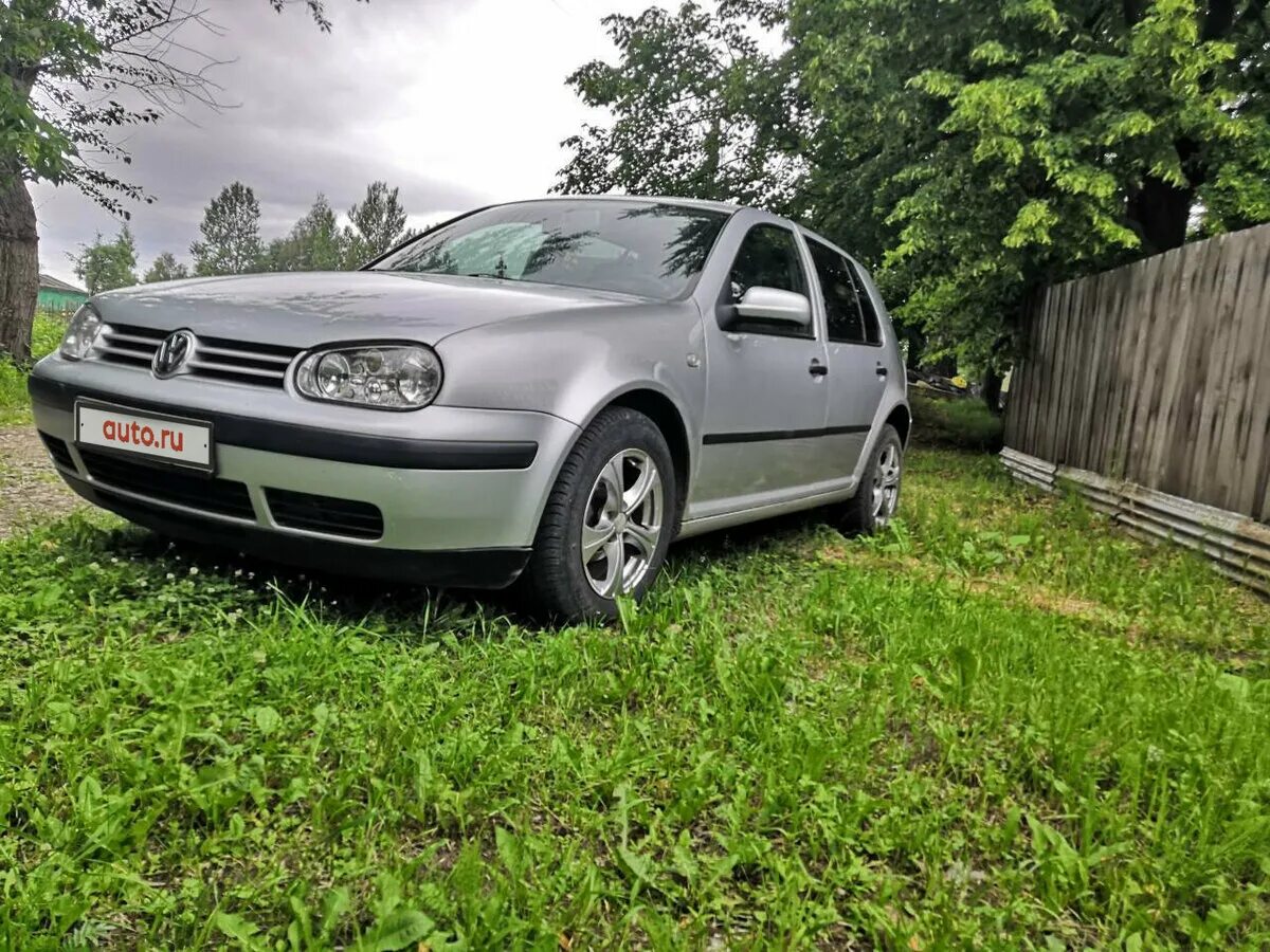 фольксваген гольф 5 хэтчбек. авто гольф б у. 6 мт. Volkswagen golf 1. гольф 4 2001.