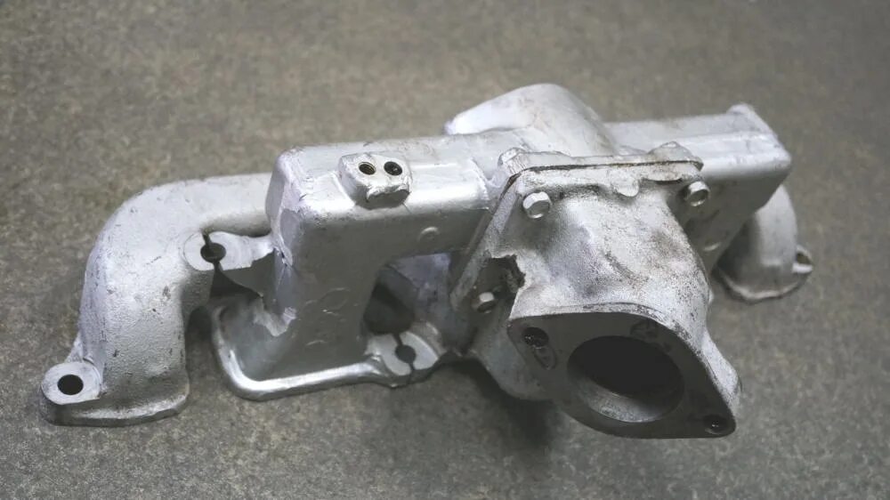 впускной коллектор газ 21\уаз. змз 21 коллектор. коллекторам 21. глушитель выпускной коллектор yamaha 20 s. выпускной коллектор ниссан цедрик.