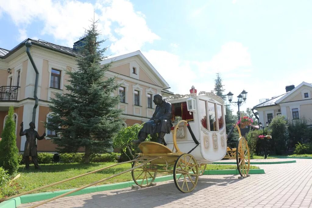 Николаевский посад сайт. Арт отель Николаевский Посад Суздаль. Николаевский Посад ул. Ленина, 138, Суздаль. Николаевский Посад отель в Суздале. Суздаль улица Ленина, 138.