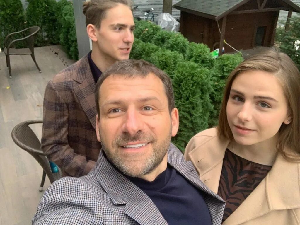 сколько лет рыбакову. сколько лет рыбакову. сколько лет рыбакову. рыбаков миллиардер. жена игоря рыбакова миллиардер.