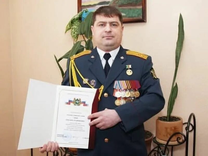 Мороз сергей анатольевич уфсин. Гиричев алексей иванович уфсин. Начальник уфсин россии по янао. Заместитель начальника уфсин александр зорин. Начальник уфсин вологодской области злотников сергей.