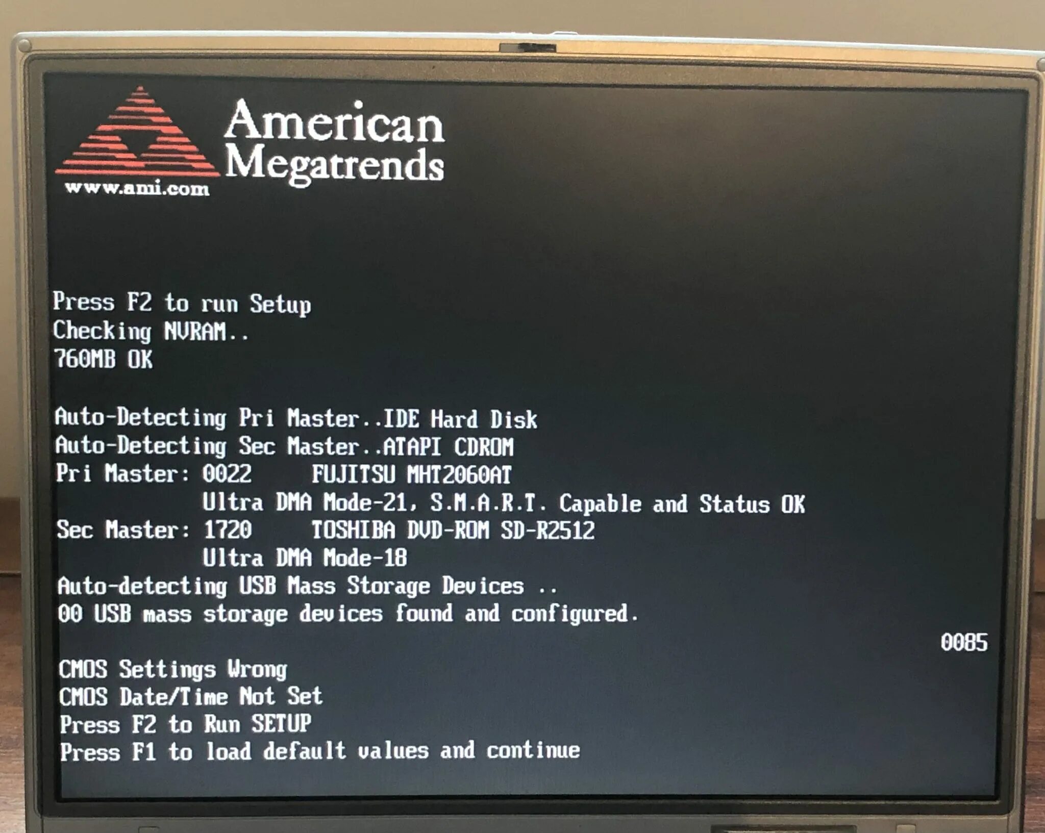 Cmos settings wrong как исправить. F1 to run setup f2 to continue. Cmos date time not. Cmos date time not. American megatrends cmos date time not set.