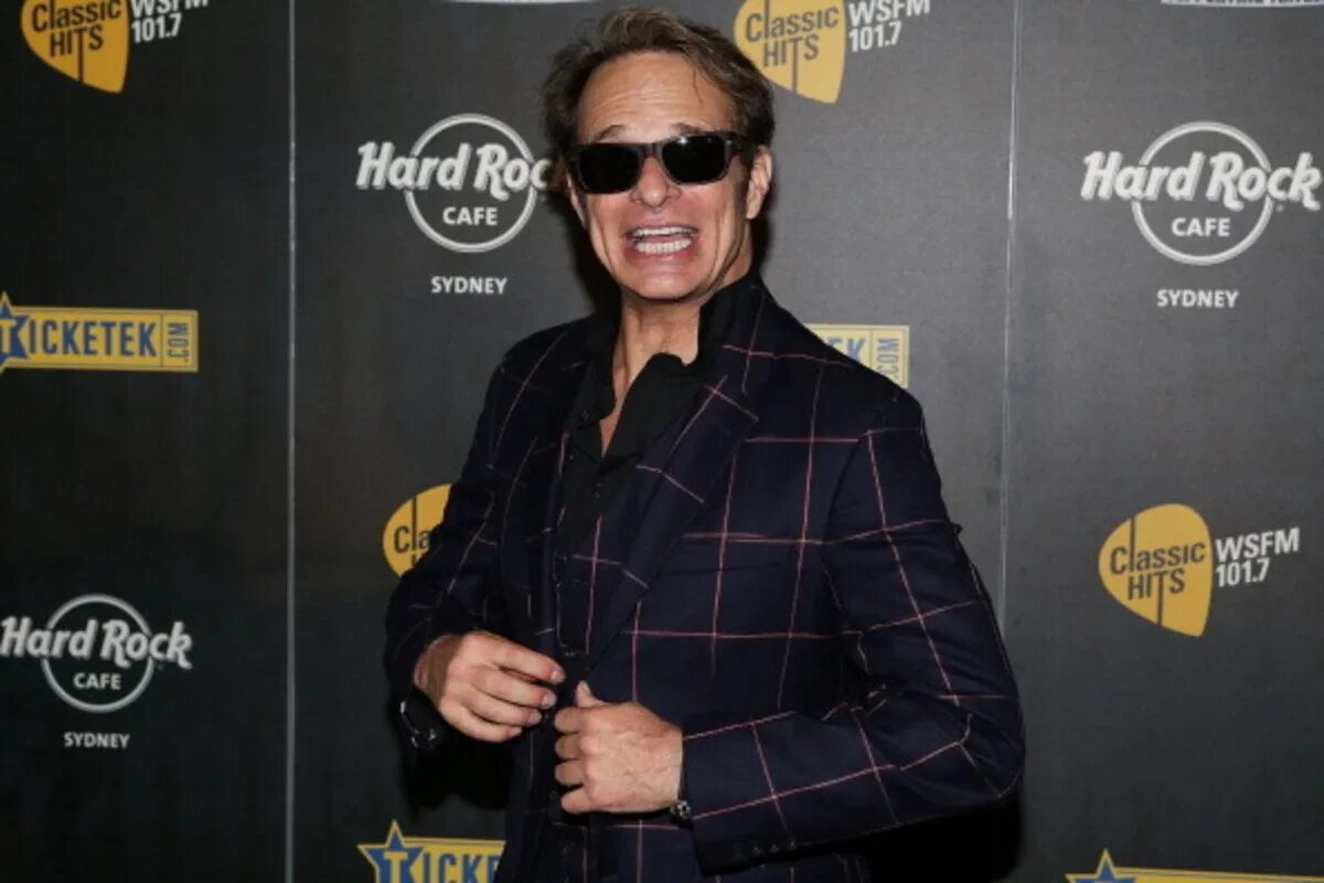 Дэвид альтер смартскулбой. David lee roth. дэвид ли рот 2025. дэвид ли рот сейчас фото. david lee roth в молодости.