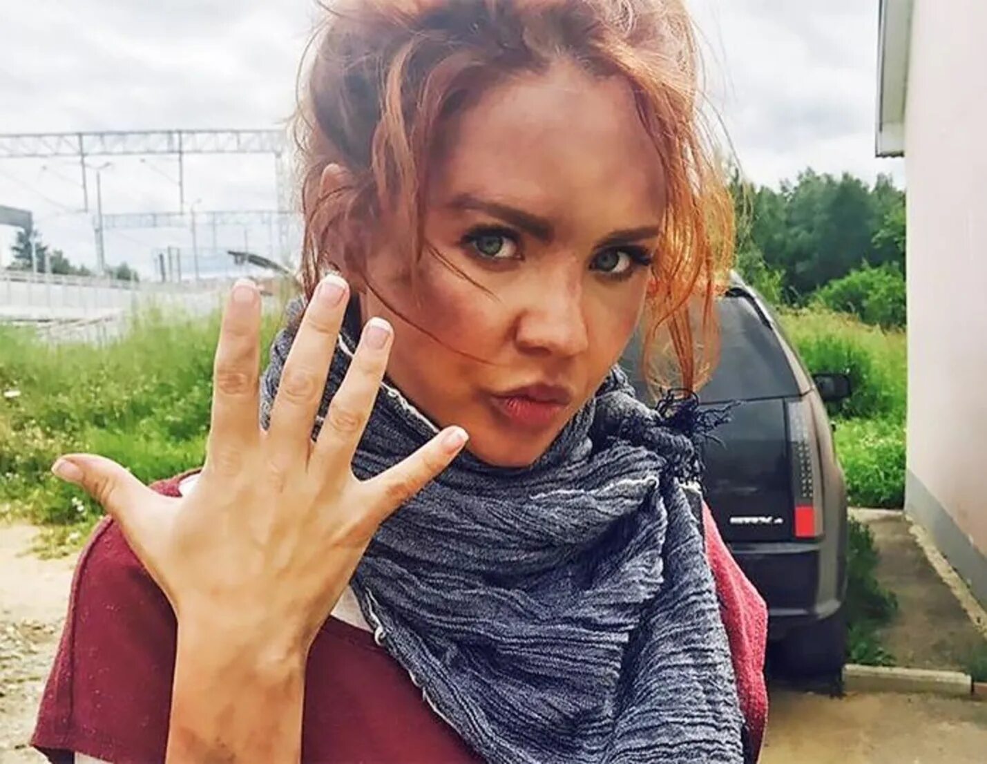 Екатерина шаврина. Авария лады дэнс. Певица автокатастрофа. Лада дэнс дтп 2023. Певица максим после аварии.