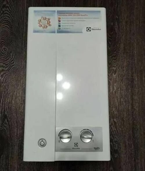 Газовая колонка nanopro. Газовая колонка электролюкс gwh 285. Водонагреватель проточный газовый электролюкс. Ручка колонки electrolux 285. Газовая колонка электролюкс 285.