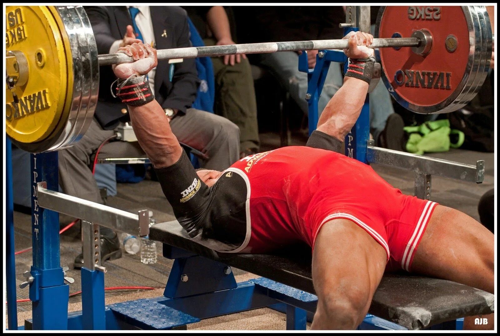 Стюарт жим. Bench press жим лежа. лифтерский жим лежа. powerlifting жим лежа. жим штанги лёжа русский жим.