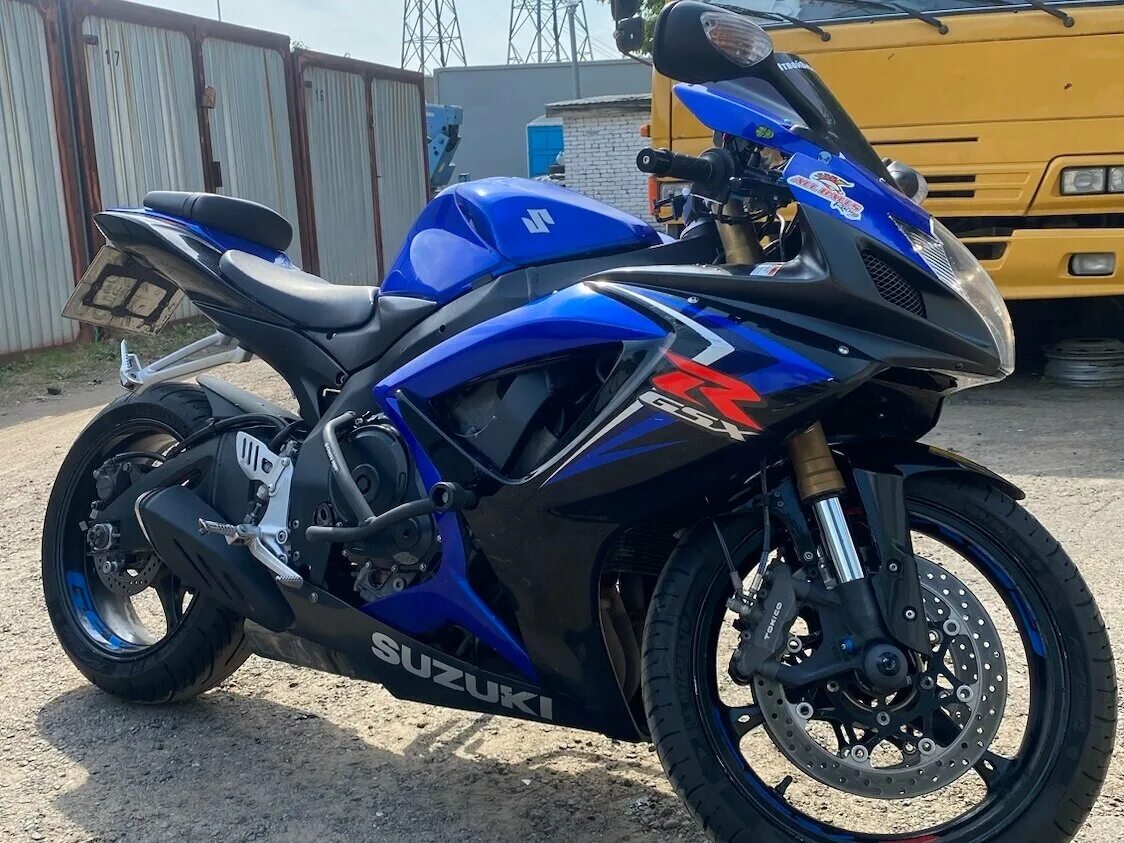 Kawasaki zzr 600. Kawasaki ninja 600. синий 600. Honda cbr 600 синий. Honda cbr 600 синий.