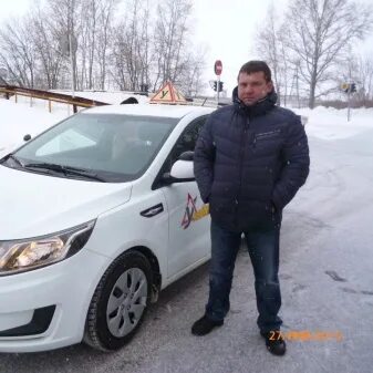 острякова 15 севастополь. автошкола в заволжье баумана 1а. уат автошкола ульяновск. автошкола знак инструктора. автошкола за рулем.