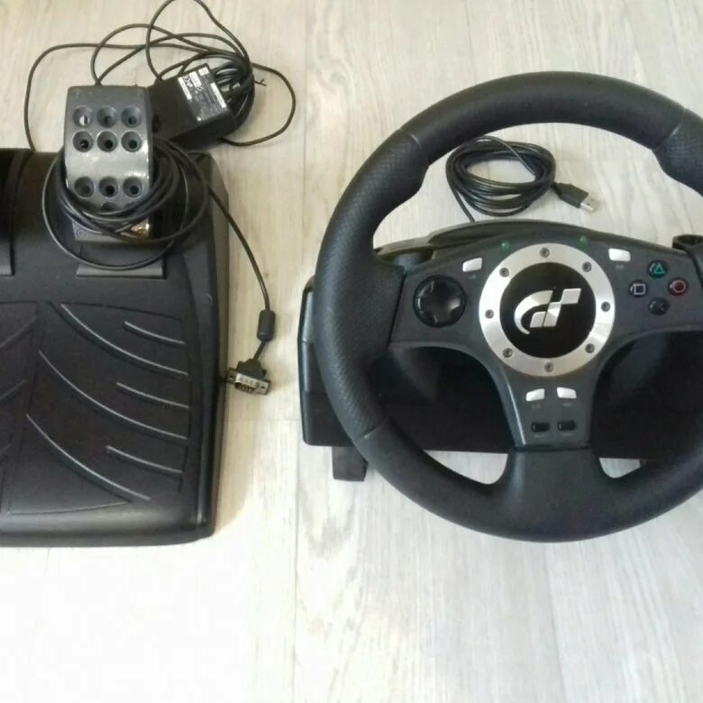 Руль gran turismo