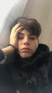 Лицо 16 летнего парня