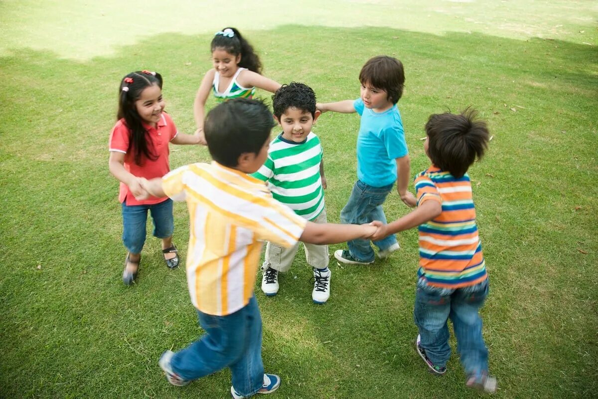 Lets child. Indian Bhsbhi. Outside игра. Outdoor games. Kids playing games.