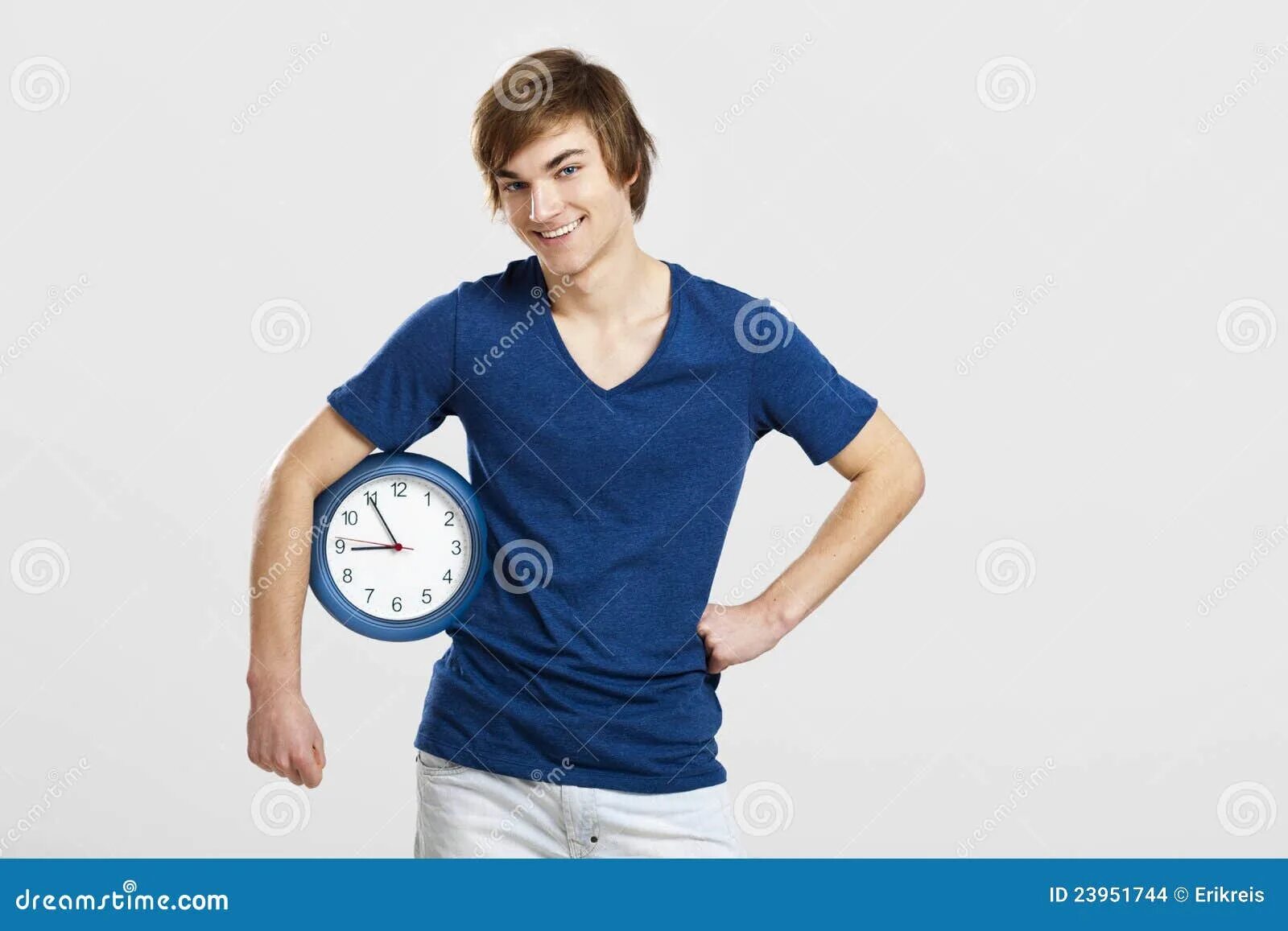 Future large clock man. Человек с часами. часовой человек. человек с часами в полный рост. clock man картинки.