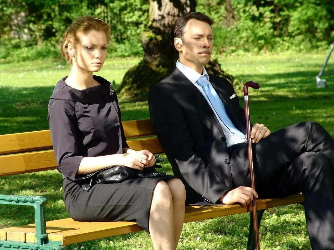 Татьяна арнтгольц сериал культ. Ольга арнтгольц постельные сцены. Культ арнтгольц. Сериал культ россия. Культ сериал 2013.