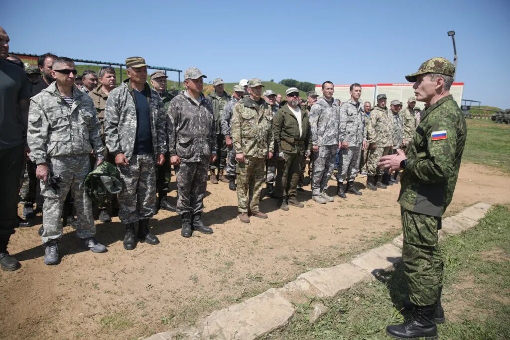 Военные сборы спецназа. Сборы в приморском. Сборы в приморском. Приморье пропала группа 11 детей. Магазин спецназ арсеньев.