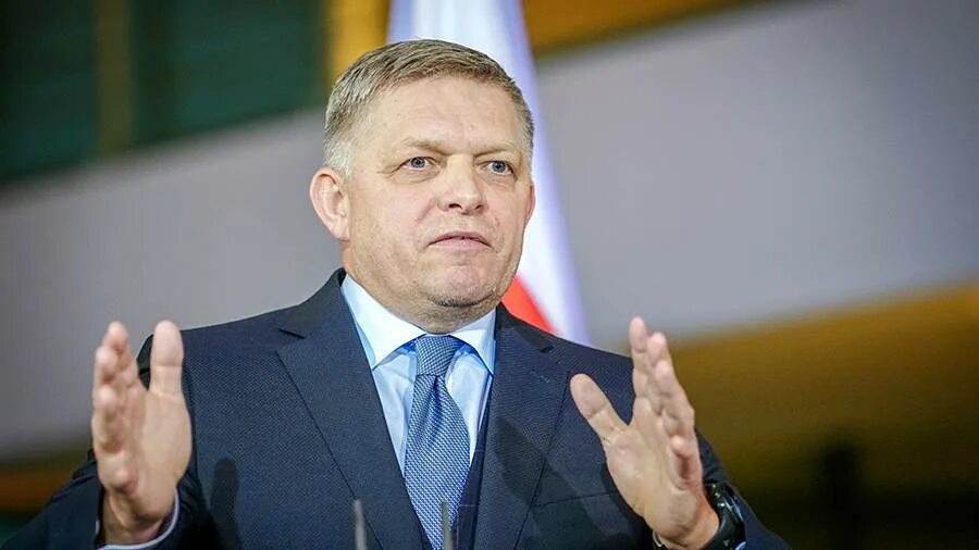 Фицо премьер-министр словакии. Фицо заявил. Фицо и орбан. Фицо заявил. Фицо премьер-министр словакии фицо.