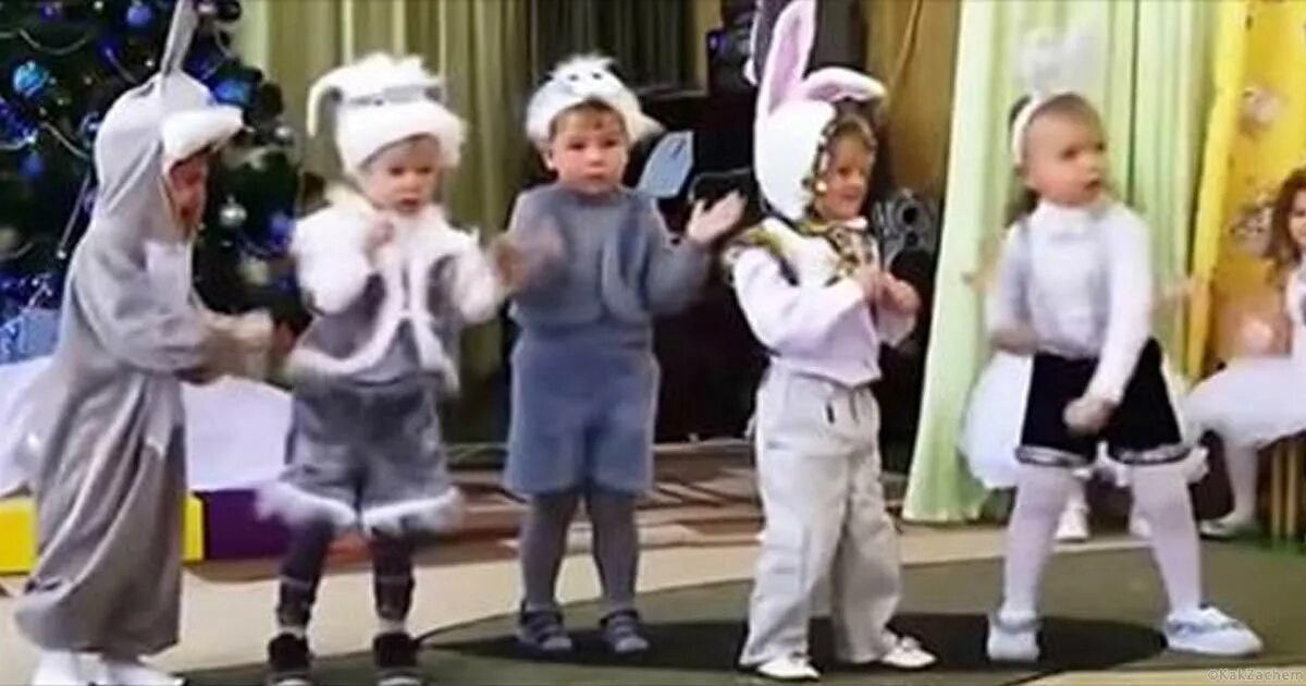 Выступают мальчики зайчики. Мальчики зайчики в детском саду. костюм зайца в советских садиках. детский костюм зайчика советский. мальчик зайчик ссср.